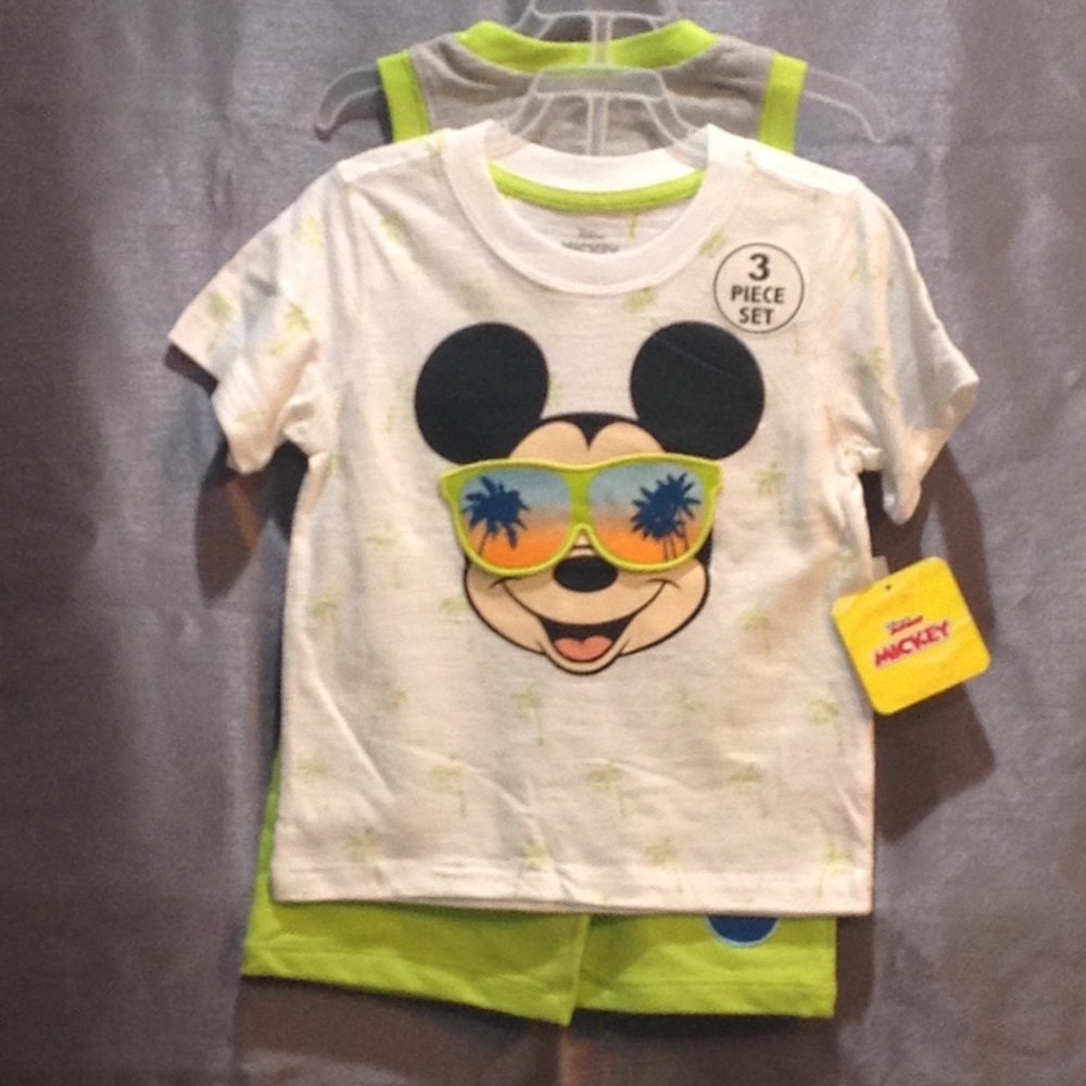 NWT! DISNEY MICKEY MOUSE 3piece OUTFIT